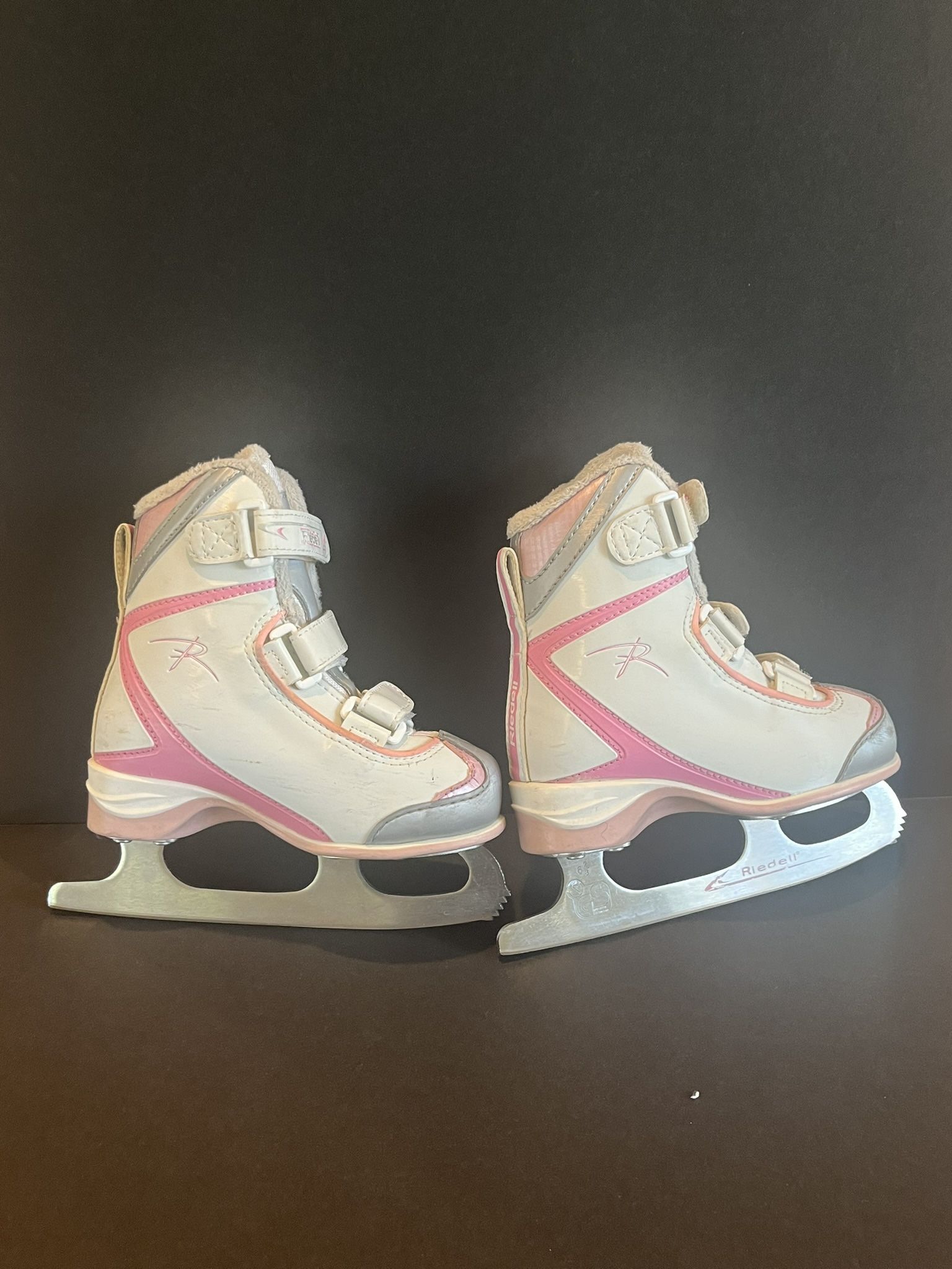 Riedell Ice skates