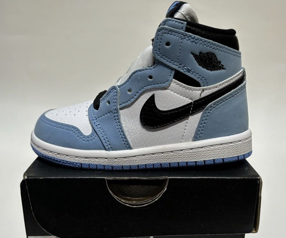 Nike Jordan 1 High UNC Toddler Size 8c