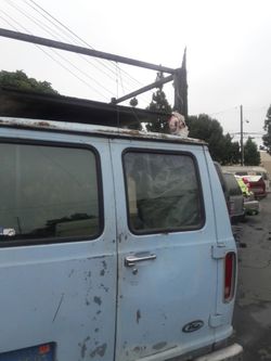 Parrilla para que la ponga la adapte a su troca para subir cosas arriba $100