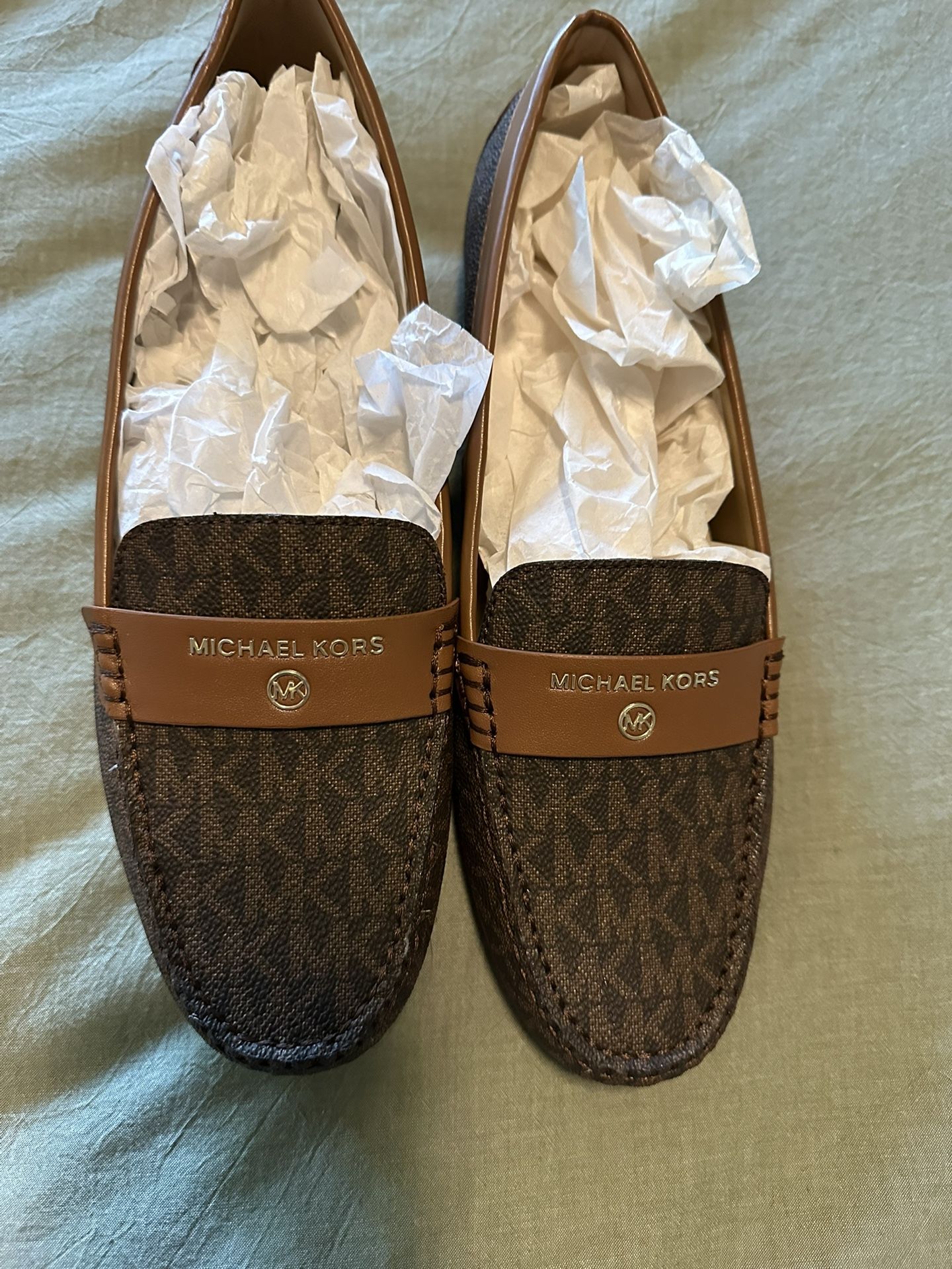 Michael Kors Flats Woman’s 9- New Without tags - Never Worn