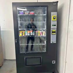 Drinks And Snacks Machine With Credit Card Reader 
