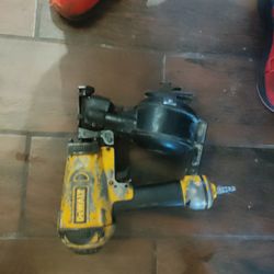DeWalt Roof Nailer Pneumatic