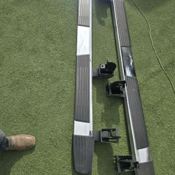 2025 GMC 2500 RUNNING BOARDS $400