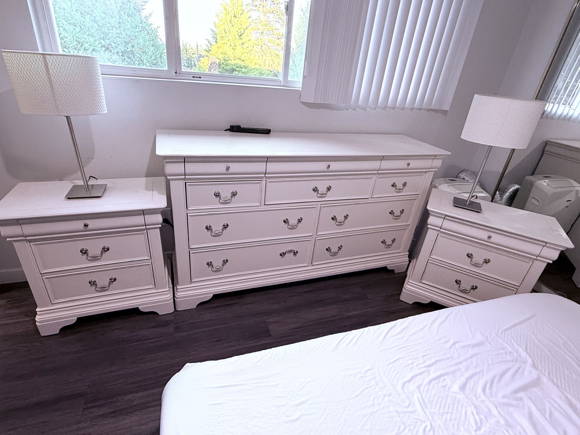 Bedroom Drawer Set