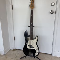 Hamer Slammer Bass Guitar
