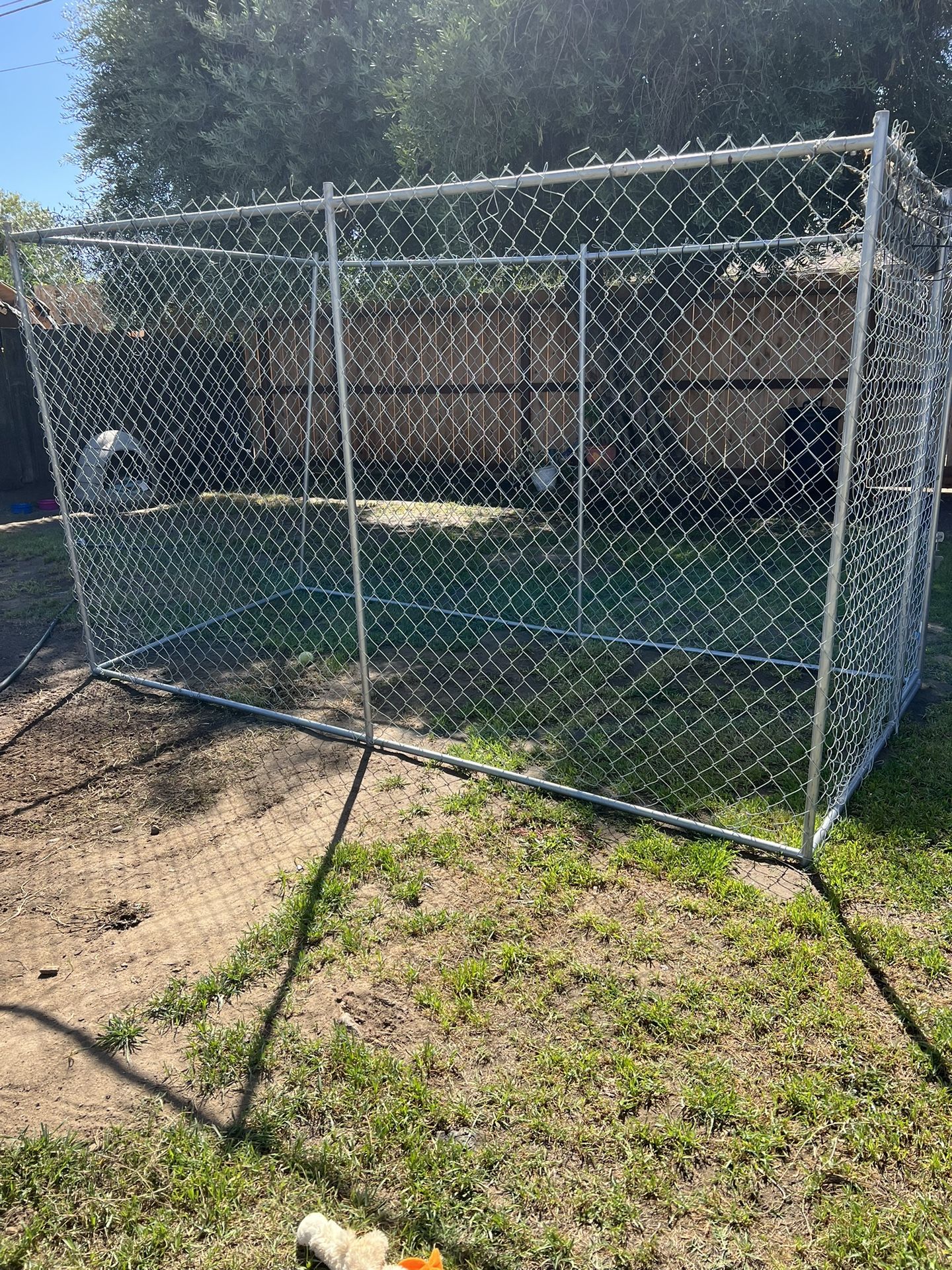 Dog Kennel/Chicken Coop In MODESTO for Sale in Modesto, CA OfferUp