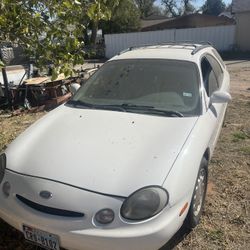 1996 Ford Taurus