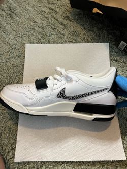 Nike Air Jordan Legacy 312 Low Size 10 black/white