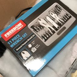 11 Piece Tool Set