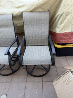 Patio Swivel Chairs Set of 2