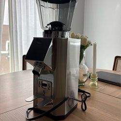 ☕ Brand New Coffee Bean Grinder – Never Used!