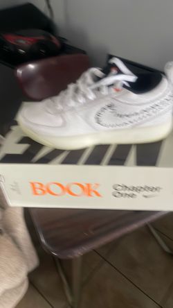 MEN’S  NIKE SIZE 8 1/2
