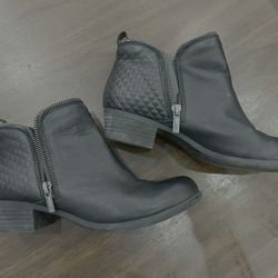 Black 7.5 Lucky Brand New Black Booties 