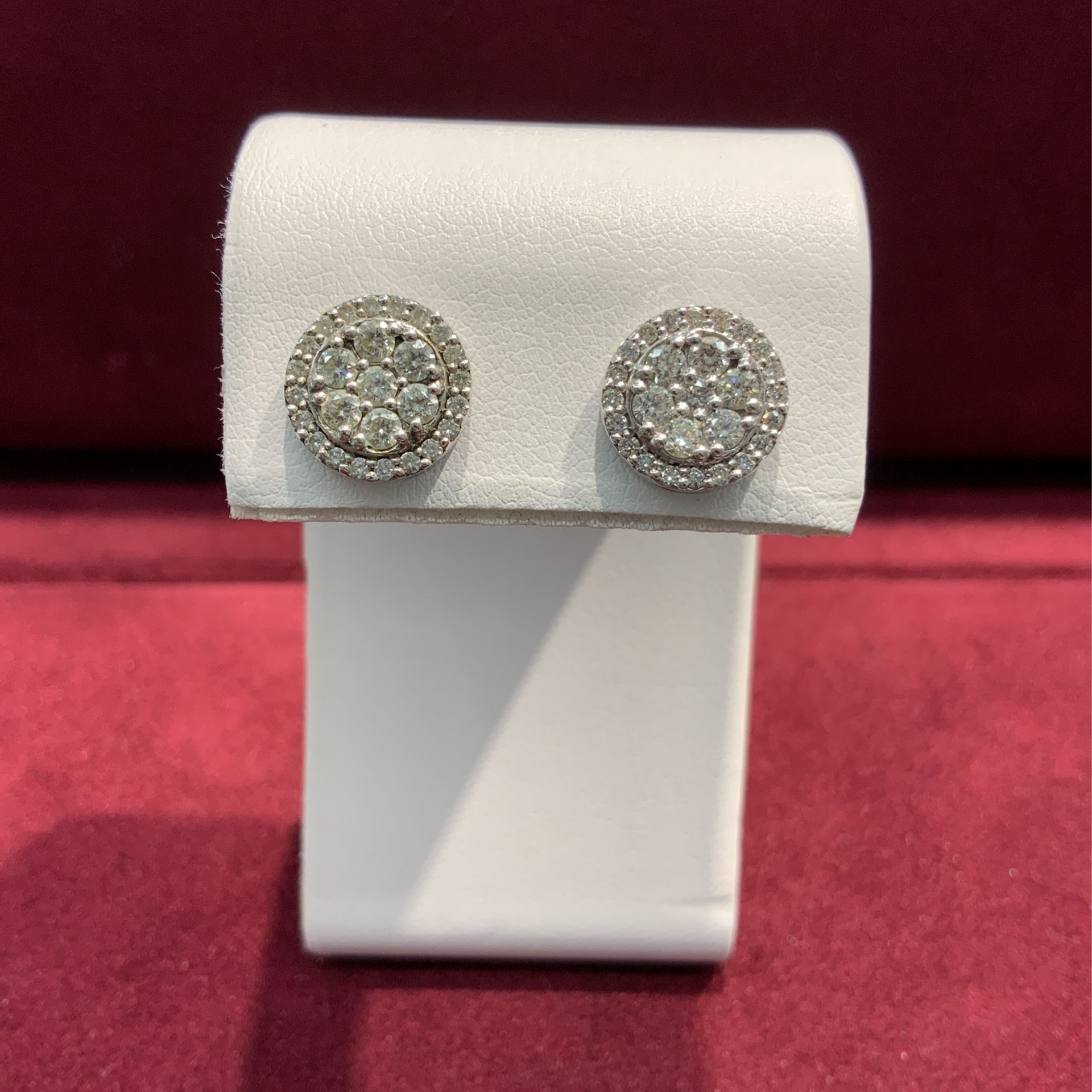 14K Clus Diamond Earrings 2.6 Grms