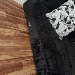 Midnight-Madness - Sectional Set