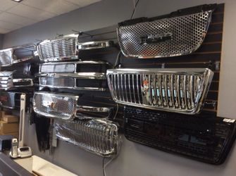 Truck accessories & body parts