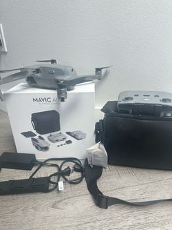Drone- pristine DJI MAVIC AIR 2 With Box and case