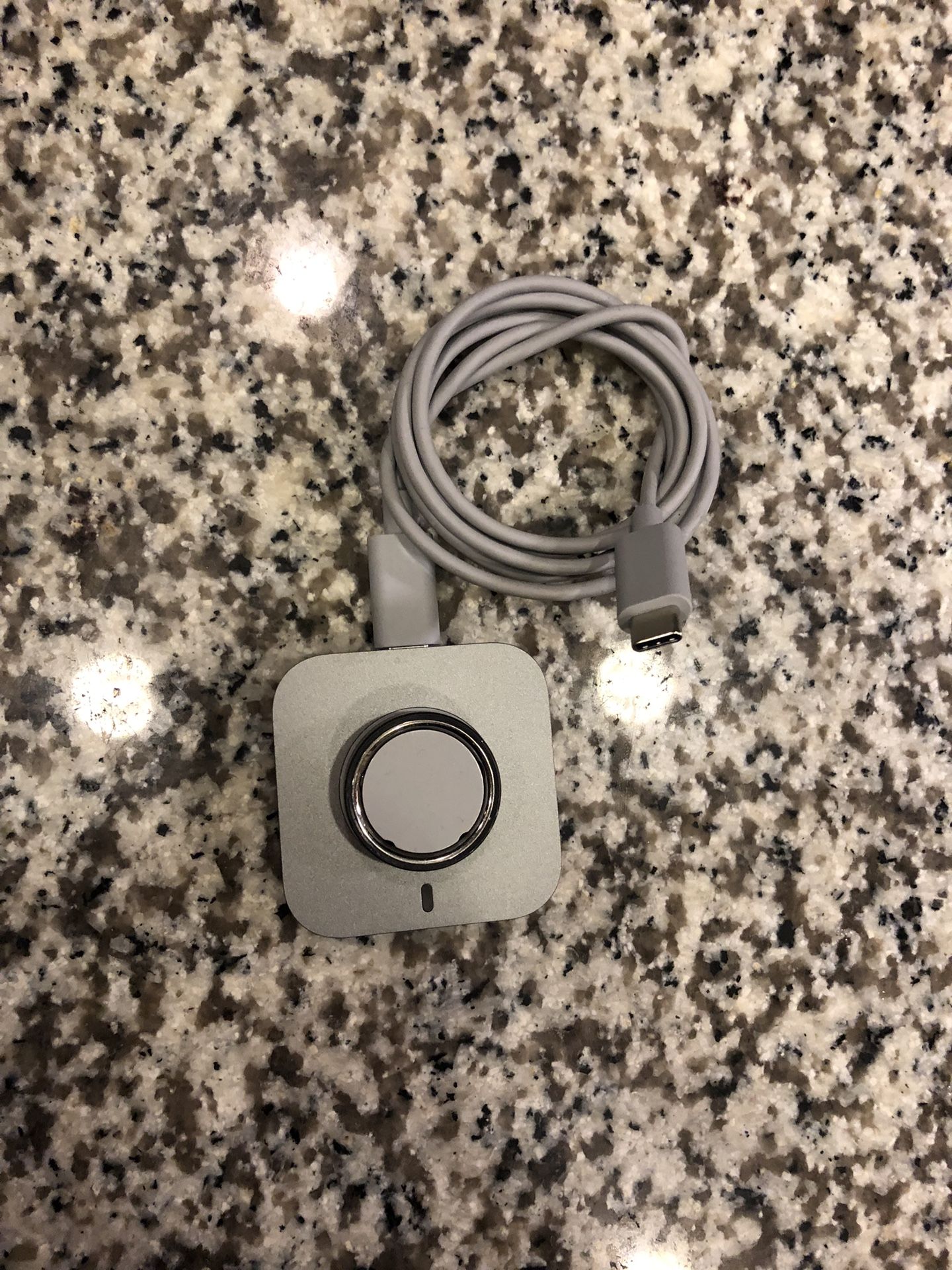 Oura Ring 4 size 12 black with charger - Works great - Very Good condition