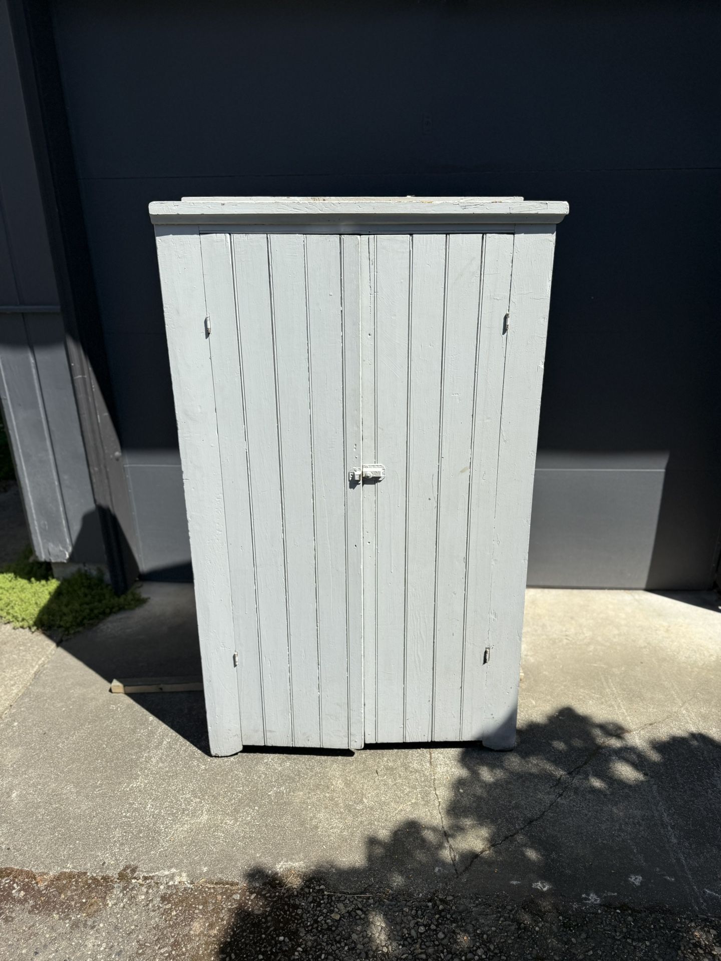 Free: Garage Or Potting Shed Cabinet
