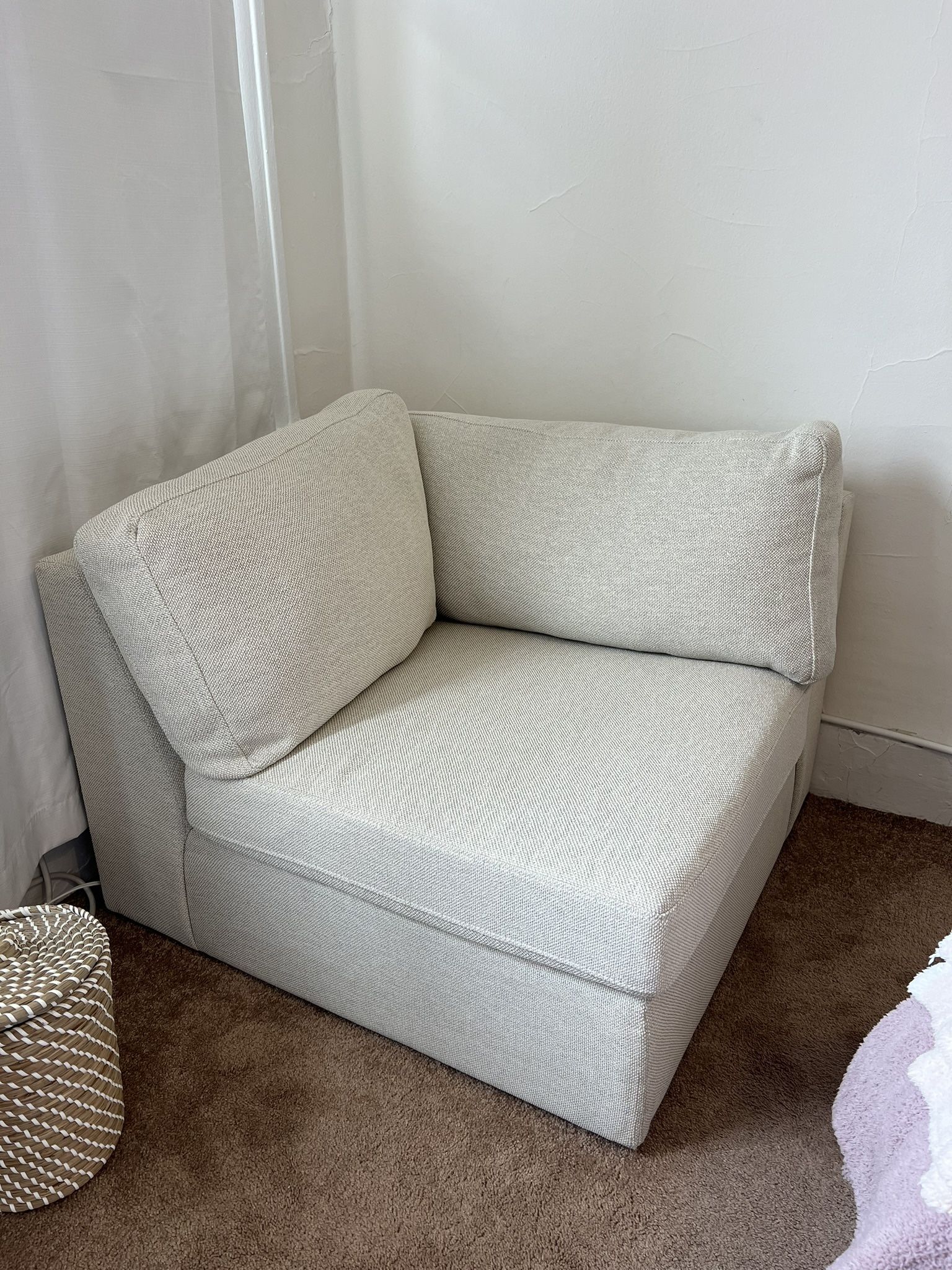 Crate & Barrel Sectional Sofa/Corner Chair