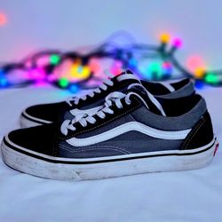 Vans 7.0 Men 8.5 Women