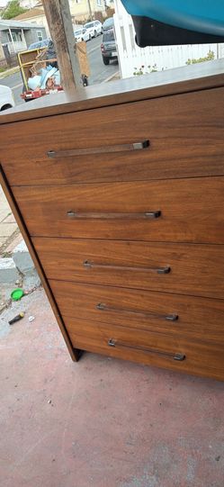 dresser Mid-Century modern 5 drawer tall dresser