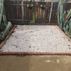 White Small Rocks For Sale