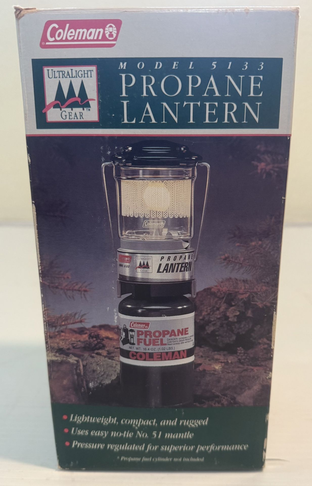 Vintage Coleman Ultra Light Propane Lantern Model 5133 New (open box)