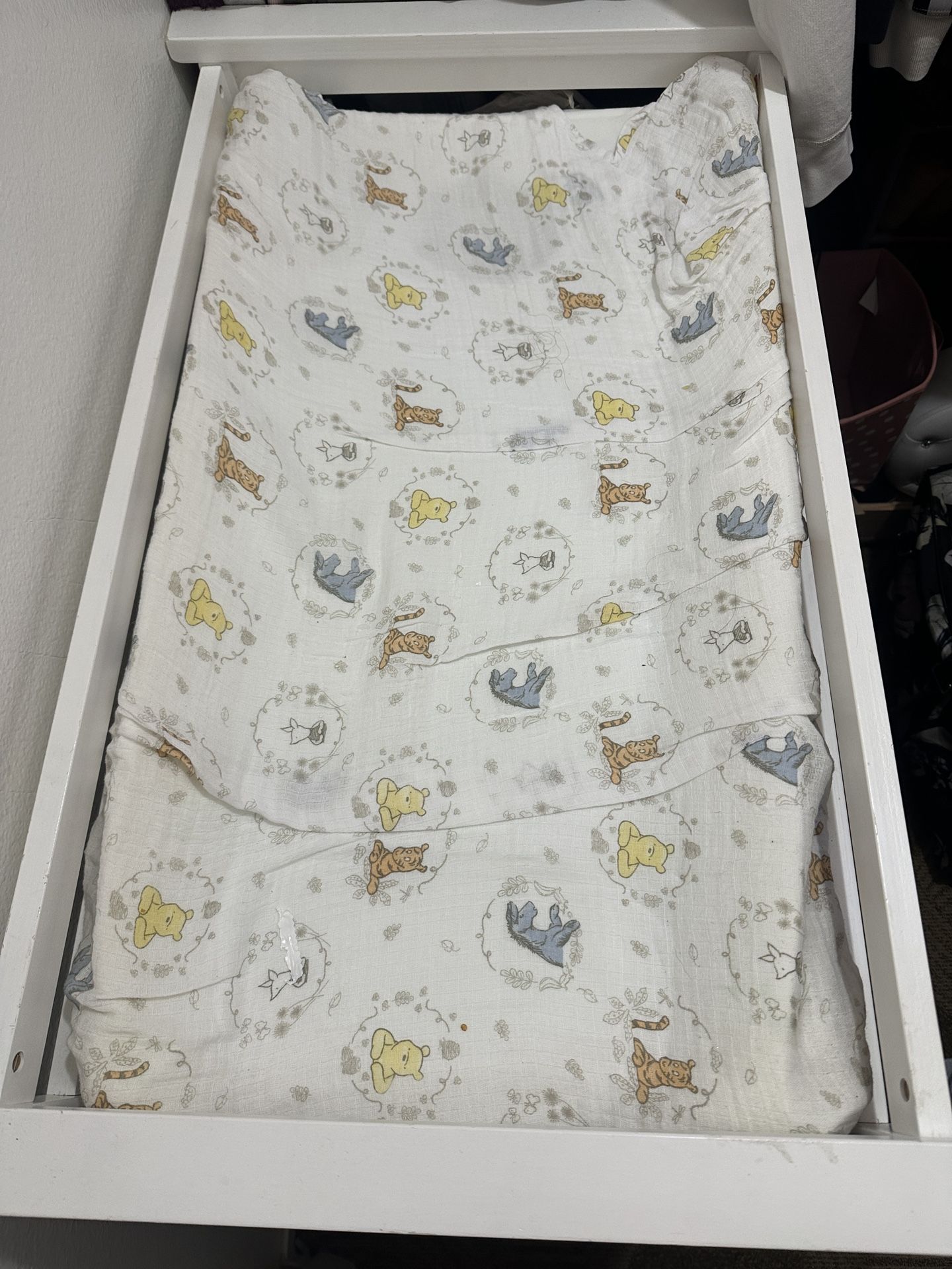 Baby Crib/ Changing Table