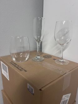 50 water glasses (wine) for small wedding