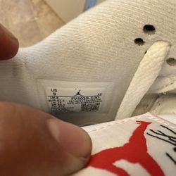 Air Jordan 4 Retro "Cement"