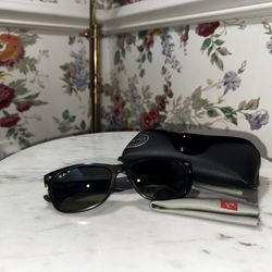 Ray-Ban Tortoise Sunglasses w/ Case in Great Shape!!