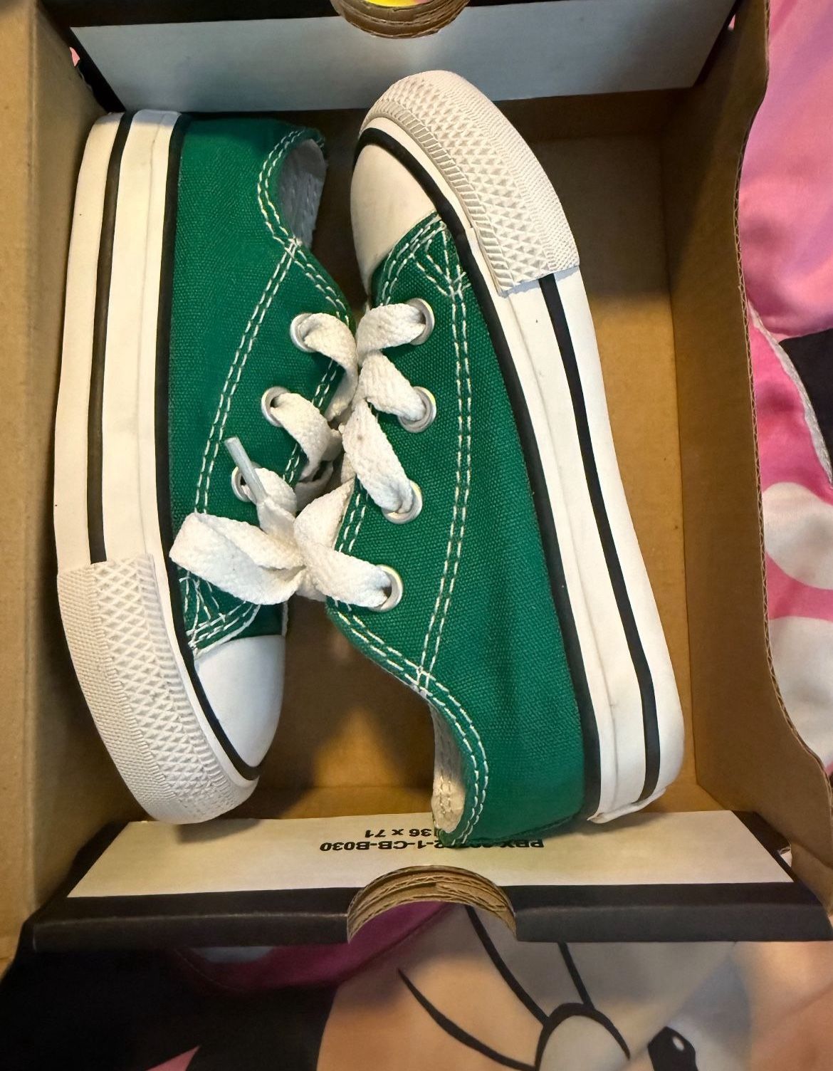 Size 6 infant converse