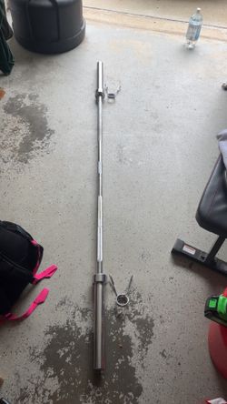 7ft Olympic Barbell with Spring Collars – 45 lb – Standard 2” Sleeves – Clean 