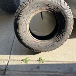 30x9.50x15 Tire