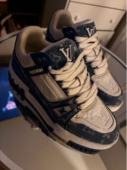 Women’s shoes