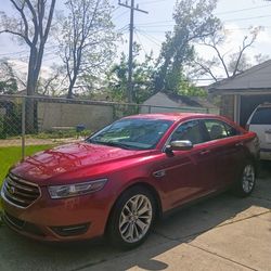2014 Ford Taurus