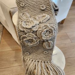 Brand New Gray Philosophy Alberta Ferretti Wool Scarf With Floral Design Made In Italy