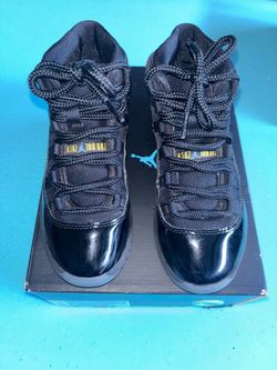 Kids Jordan’s / Foamposites size 2Y