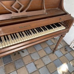 Hallet, Davis & Co. Piano Upright Antique
