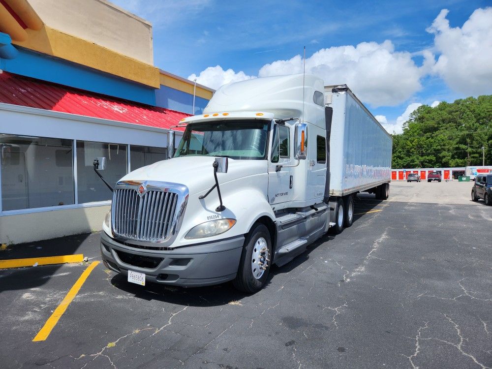 2016 International Semi Truck With 15L Cummings