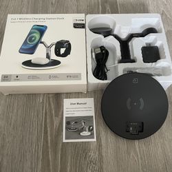 Brand New In Box 3 In 1 Wireless Charging Station