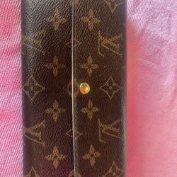 LV Sarah Wallet 
