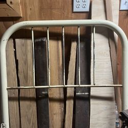 Metal Twin Bed 