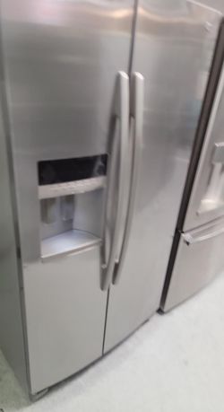 Maytag Side-by-Side Stainless Steel Fridge
