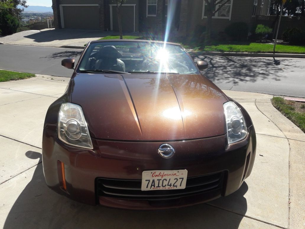 2006 Nissan 350Z Grand Touring Roadster/Custom paint/Brembo brake package