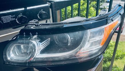 Range Rover sport headlight driver side