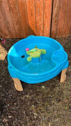 Step 2 kids water station
