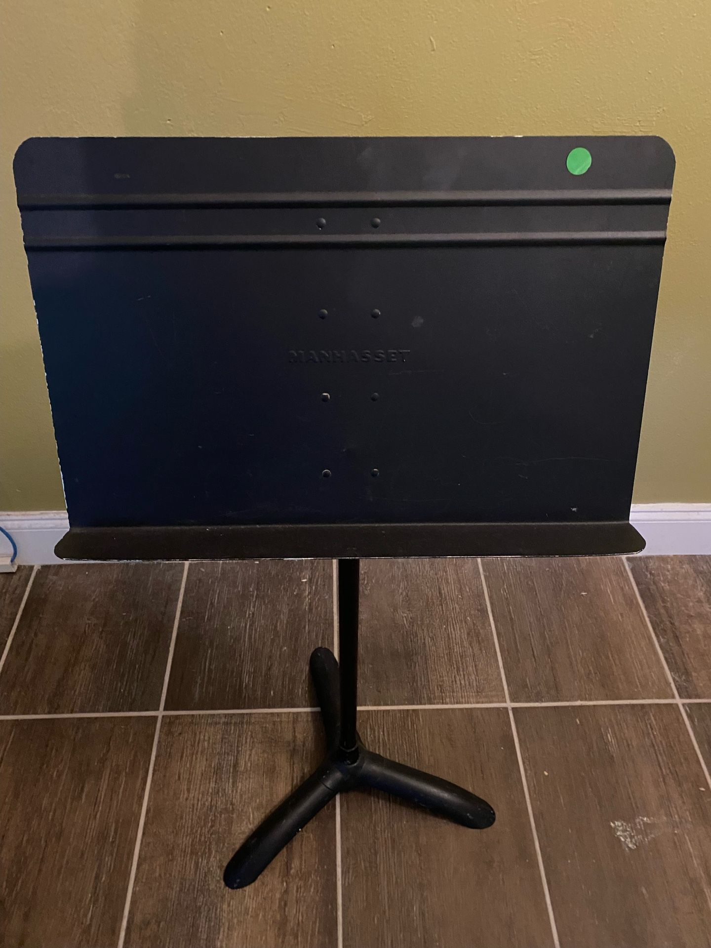 4 Manhasset Music Stands for Sale in Pompano Beach, FL OfferUp
