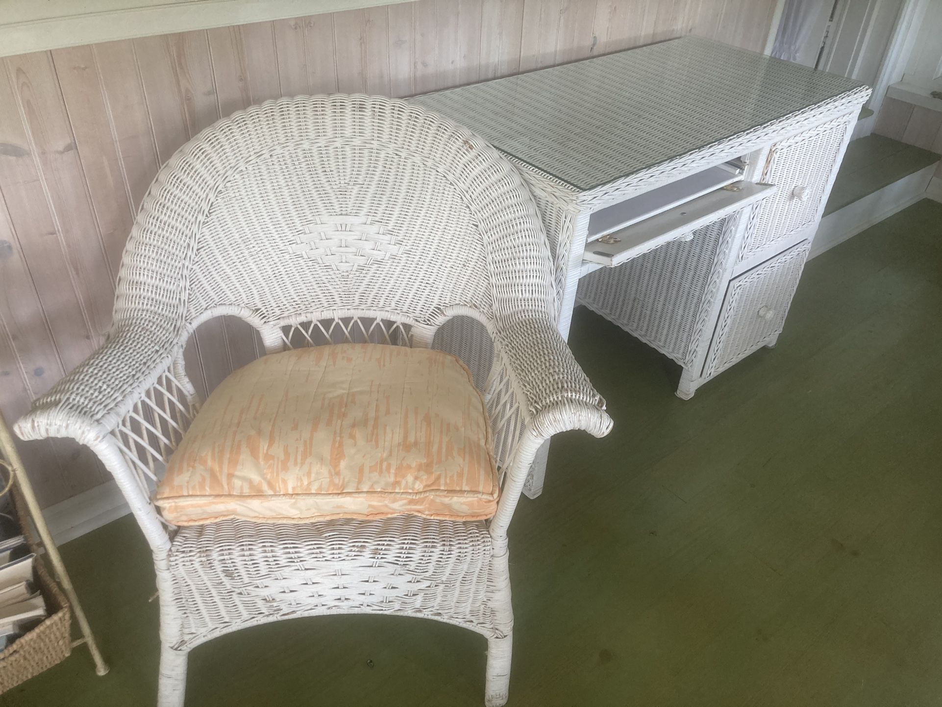 White Wicker Office Desk with chair 
